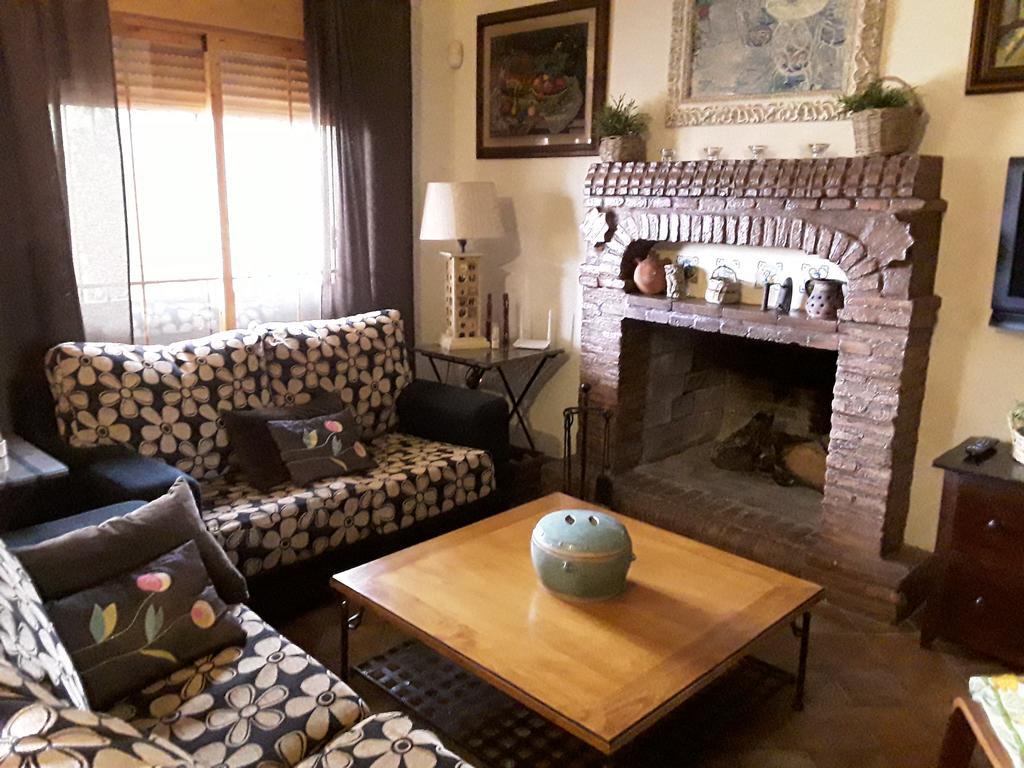 Casa Rural Oregano Carmona  Eksteriør bilde